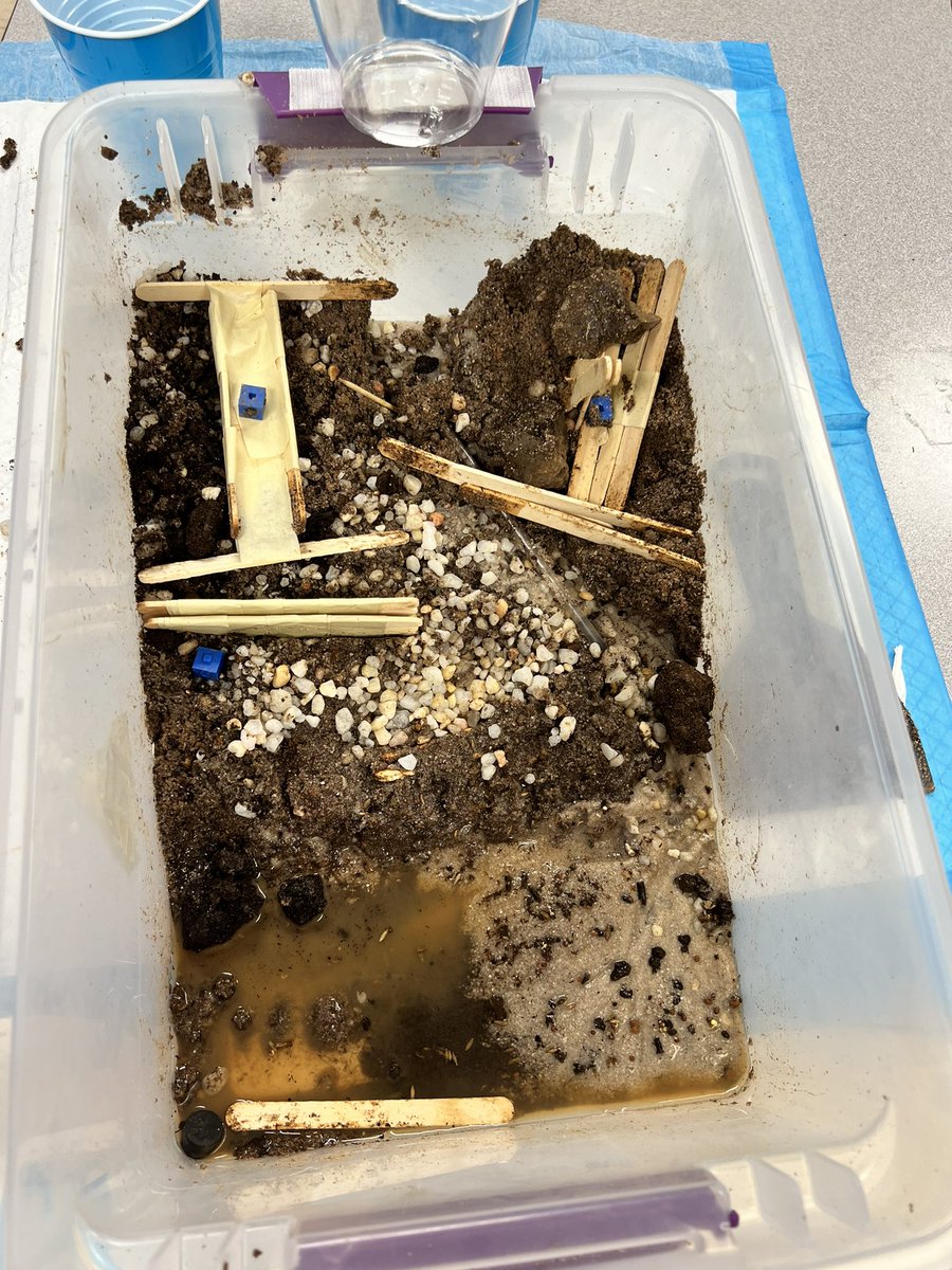 AMSTI Science Day! Who can design a landscape that is resistant to erosion?

<a href="/Graham_Wendy/">Wendy Graham</a>
<a href="/dmm83jag/">Denine Matthews</a>
#gatehsv
#cbu