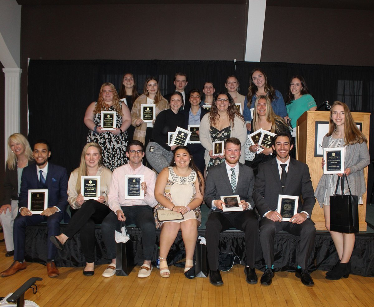 Nichols College tweet media