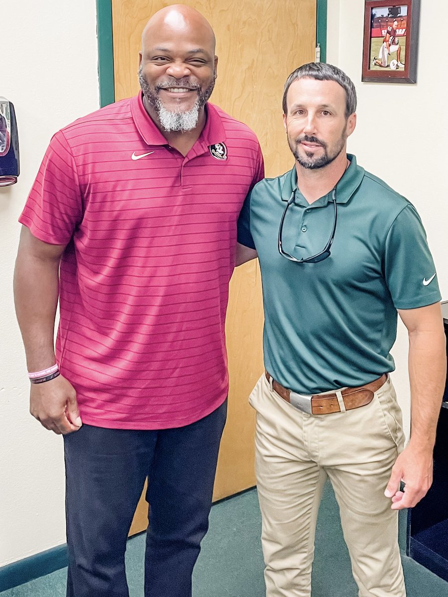 Zach Threlkeld tweet media