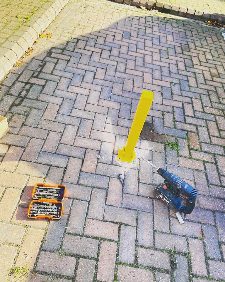 TheKeyLocksmit2's tweet image. If you keep returning home to find someone has parked in your allocated space then a parking post is the perfect solution.  Call today to book 07803721200