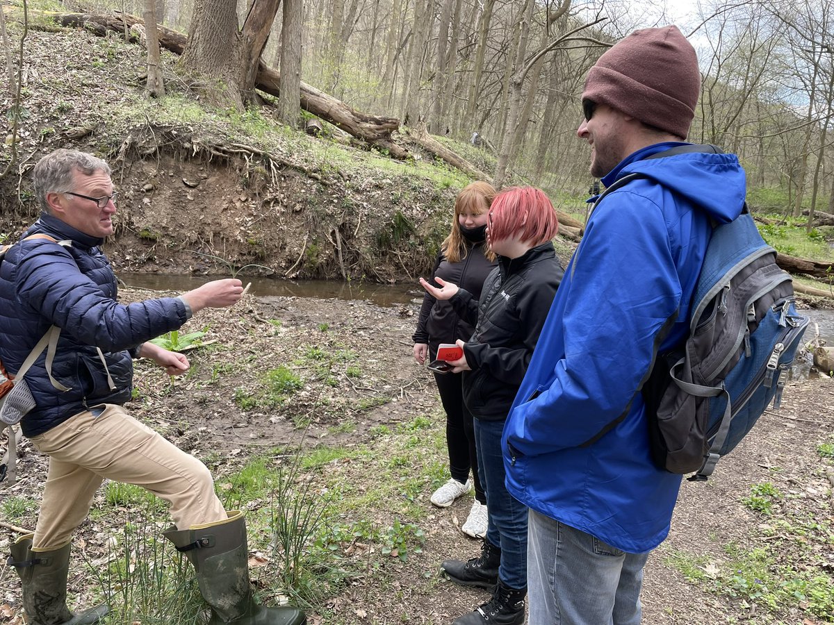 Great morning w/ Mr. Quigley’s class observing &amp; exploring at Tom’s Run Nature Reserve w/ Danielle &amp; Ephraim from <a href="/WaterLandLife/">WesternPAConservancy</a> #WeAreCornell