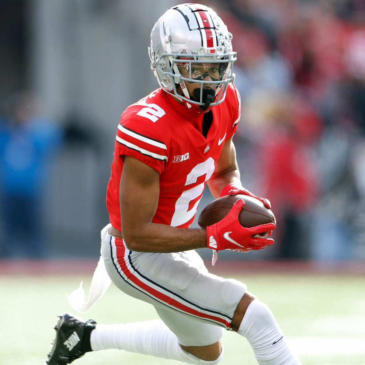 5,4,3,2,1 — Best WRs #NFLDraft   

1. Chris Olave #buckeyes 
2. Garrett Wilson #Buckeyes 
3. Drake London #FightOn 
4. Jameson Williams #RollTide 
5. Jahan Dotson #PSU #WeAre 

Thoughts?