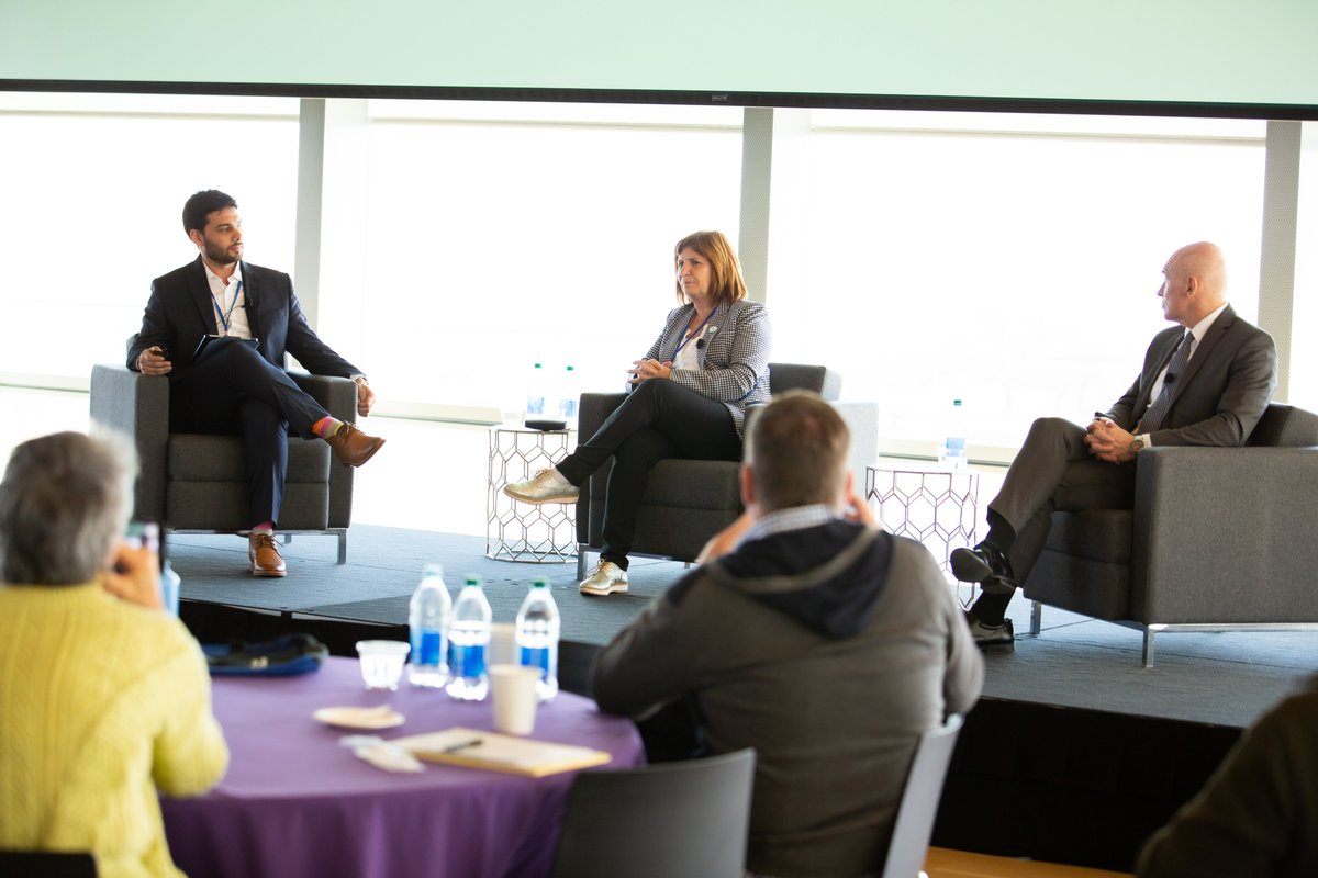 PTillan's tweet photo. El compromiso con el pais siempre esta. Gracias a los lideres del sector publico y privado por compartirnos sus experiencia. 
Un placer moderar el panel de politica junto a @PatoBullrich y @jlespert 
Increible el equipo que tuvimos en @masters_arg. Gracias a todos! https://t.co/DjJrdpoy4t