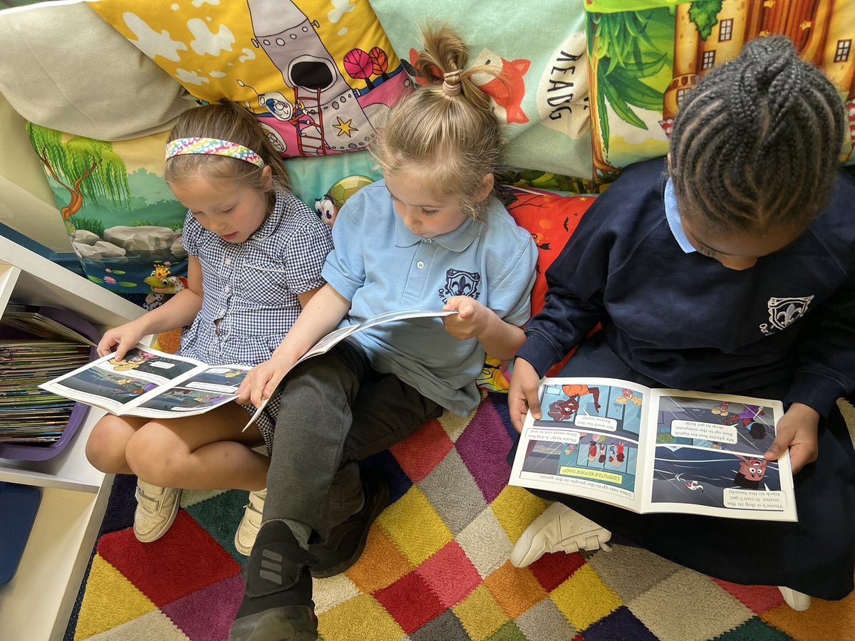 Guided reading with our @risingstarsedu #rocketphonics books, is the highlight of our day.