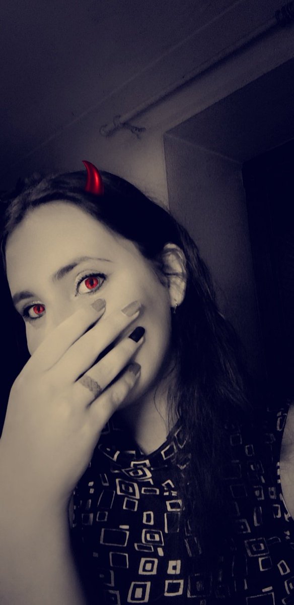 isaeristoff's tweet photo. Alrinach enchantée 😈
#EnferGame https://t.co/Xh9u3xTd9Y