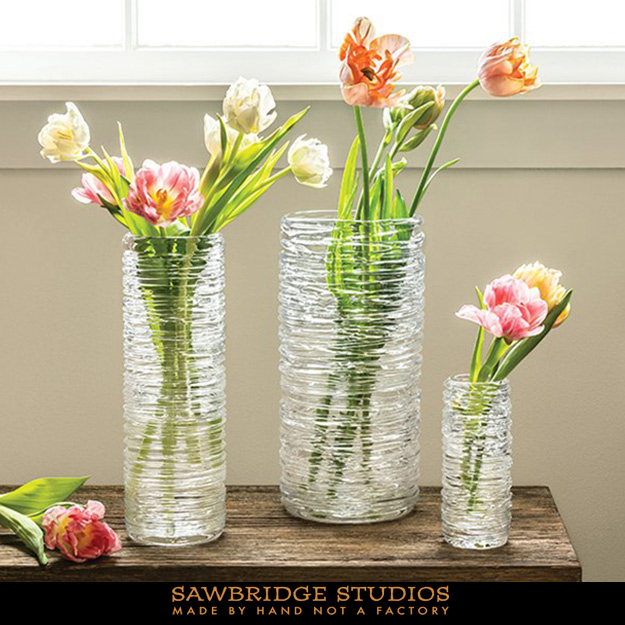 SawbridgeStudio's tweet photo. #SHOP THE BEST #MOTHERSDAY #GIFTS 
Echo Lake vases handcrafted #SimonPearce
Call or visit the gallery (224) 616 3311 or https://t.co/1k25Rc8vf4 
#masterartisan #handcrafted #artisans #vases #bowls #stemware #candleholder #home #chicagonorthshore #chicago #glenview #winnetka https://t.co/lgriol1f0t
