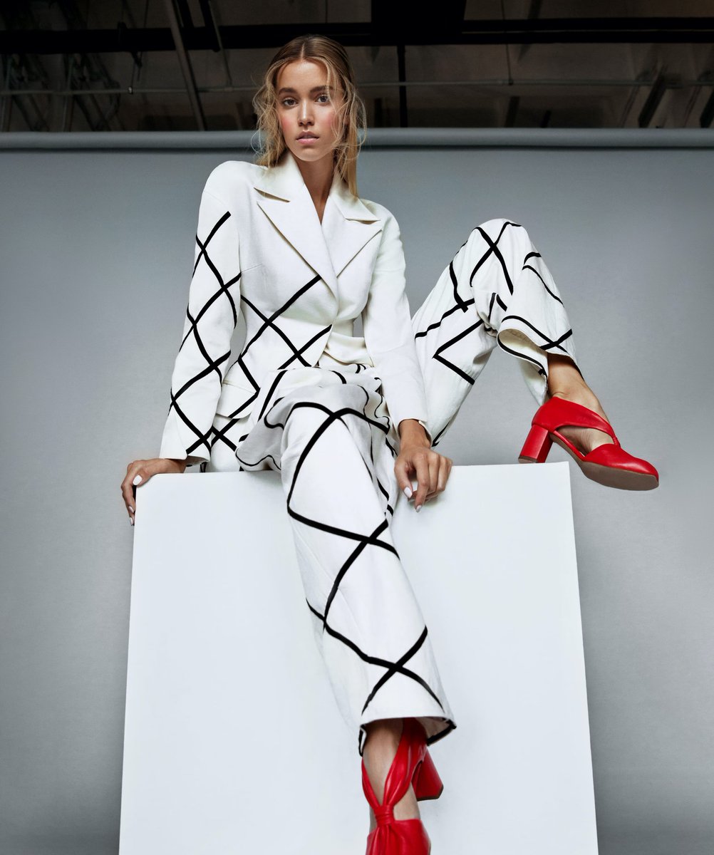 DeinaTymur's tweet image. Thanks Friend 
Mine is "CONQUEROR"
foundation.app/@tymurdeina/co…
Tag: @getman_maksym @HelenGadjilova @SimoneNFT