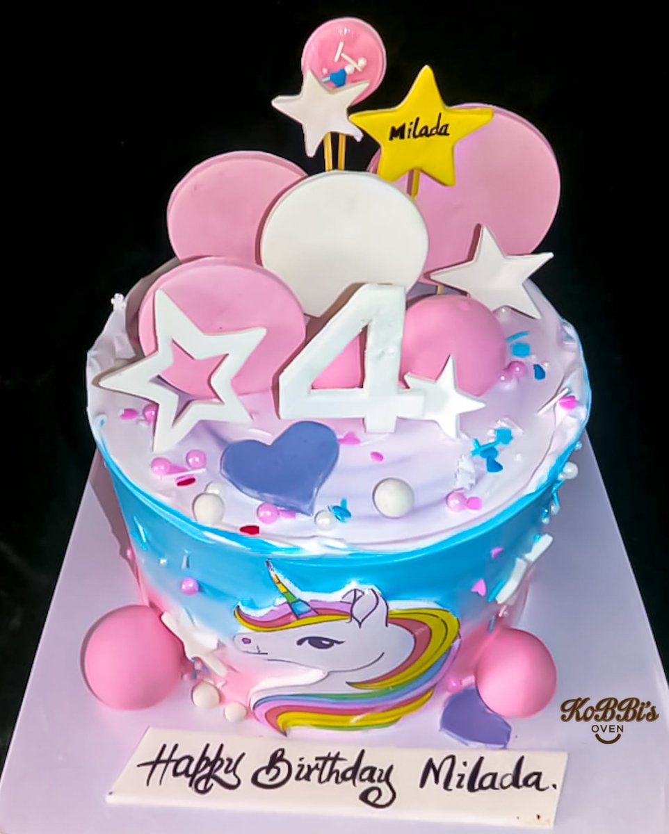 KoBBisOven's tweet photo. Unicorn cakes don’t come around too often, so this is your chance to look #flawless.🦄😍
#unicorncake #unicorn #birthdaycake #cake #unicornparty #unicornsofinstagram https://t.co/apNZCZadfm