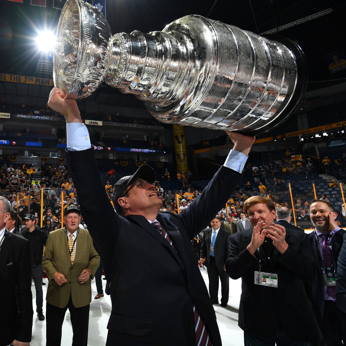 penguins's tweet photo. The Pittsburgh Penguins and Fenway Sports Group (FSG) today announced that David Morehouse has stepped down as CEO of the Penguins.

Full details: https://t.co/okVb2Omr59 https://t.co/djdlGr0IMh