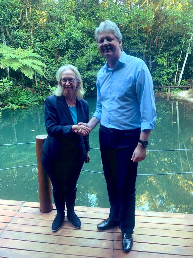 canjenmay's tweet photo. J’ai complété une mission très productive à #MatGrossodoSul en discussion avec les dynamiques Secrétaires d’Education, Maria da Motta #sedms et Environnement @JaimeVerruck sur une collaboration continue dans des domaines prioritaires. Un grand merci. https://t.co/Uz94G8BoJZ
