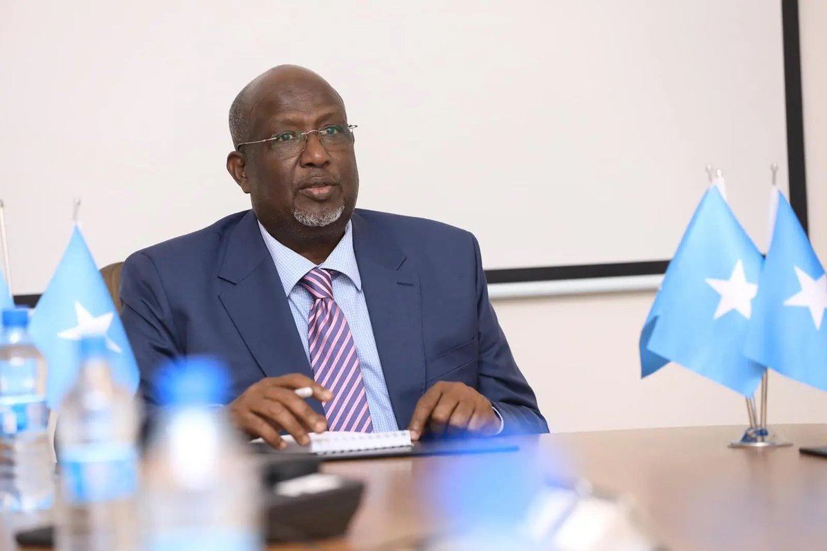 BREAKING: Sheikh Adan Madobe wins Speaker of Lower House of Parliament with 163 votes (up from 74 votes in the 1st round). Hassan Abdinoor got 89 (down from 98 in the 1st round). Aden Madobe previously held the post (2007-2010).