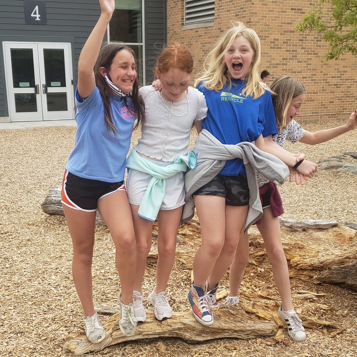 Picture v. Reality: Spring Recess Edition 🌻☀️ <a href="/DiscoveryAPS/">Discovery APS</a>
