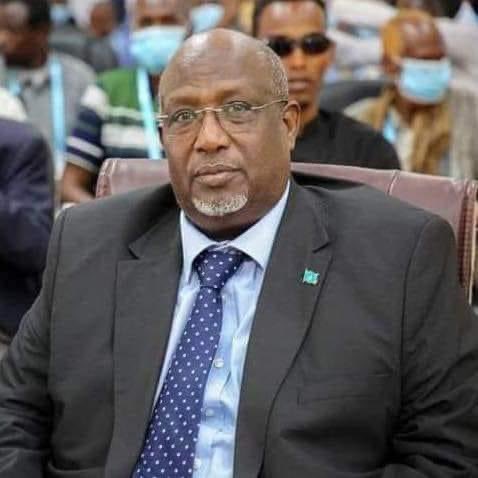 qaylooo's tweet photo. Hambalyo Sheekh Aadan Madoobe oo noqday guddoomiyaha Golaha Shacabka Jamhuuriyadda #Somalia https://t.co/dDUb9ps9cY