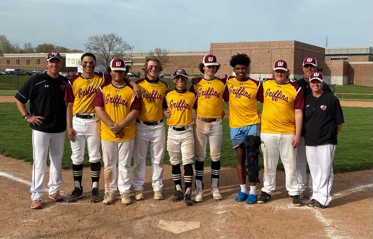What an awesome game for these 7 seniors!  Complete game shut out, bounce back "W"!  It was great getting to honor them afterwards. Shout out to <a href="/N2SportsTonka/">Winnetonka Activities</a> for announcing the game and Coach Brown for being MC at our ceremony! #BeTheDifference #ProudCoach