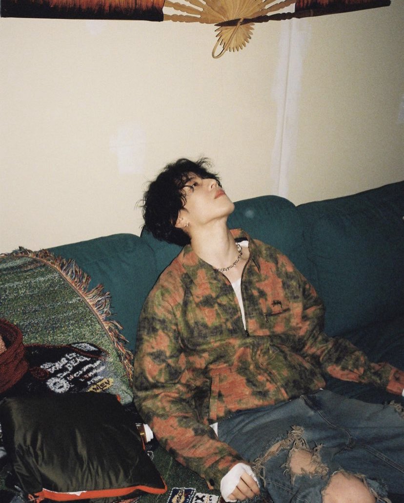 YGGOT7Chile's tweet photo. [Instagram] 24.04.22 

Actualización de #Yugyeom en Instagram.

> 🧍🏻🛋 
_____________
Yugyeom’s update on Instagram.

© Yugyeom

[ #Yugyeom #KimYugyeom #갓세븐유겸 #김유겸 #got7yugyeom
#갓세븐_앙코르_우린우리대로간다 #GOT7 #갓세븐 #IGOT7 #아가새 #GOT7Forever ] 🐻‍❄️ https://t.co/cTyR8qmxTl