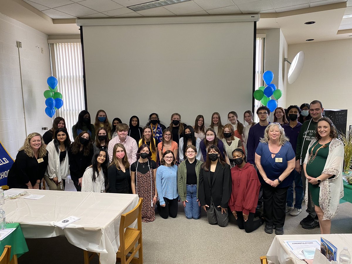 PCHSKeyClub1's tweet photo. So proud of all our Key Club members and their many acts of service this past school year! Can’t wait to see what we do next year! 💛💙 https://t.co/wKh2hxMa4A