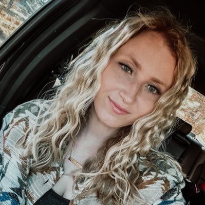 Deonna_Marie_'s tweet photo. #NewProfilePic https://t.co/e4ULjUrq5l