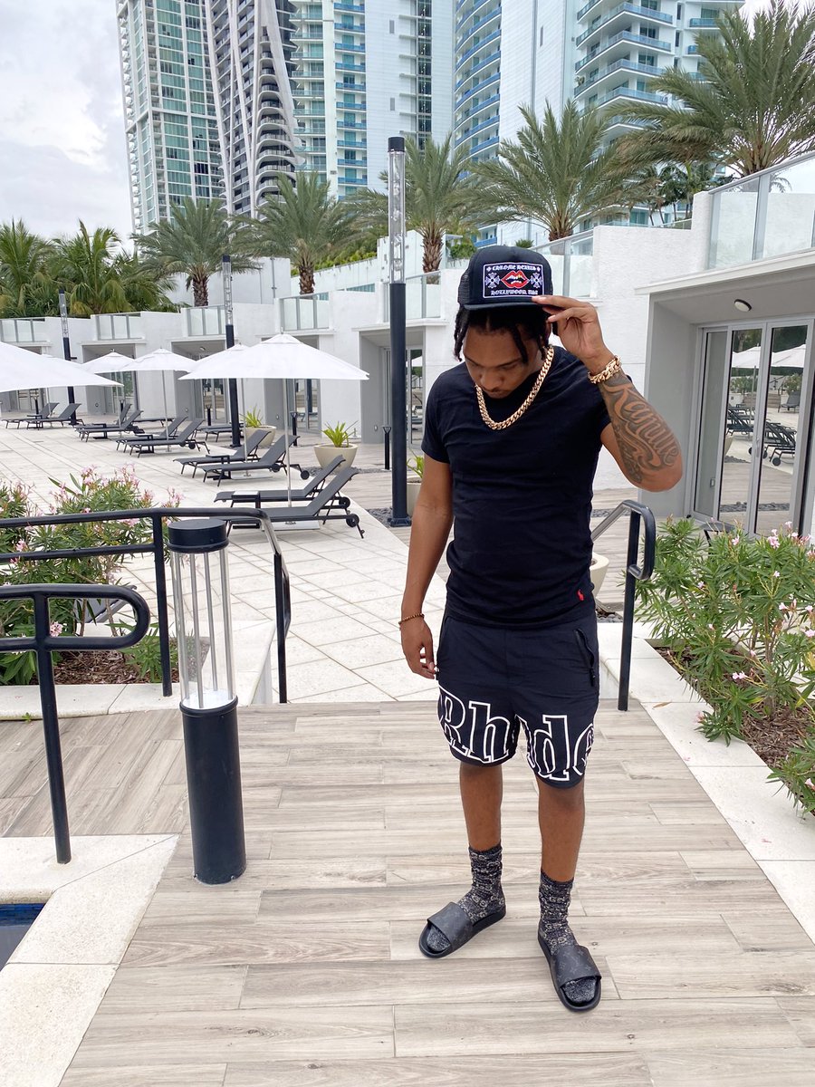 fbg_suave's tweet photo. https://t.co/FfHgngqodD