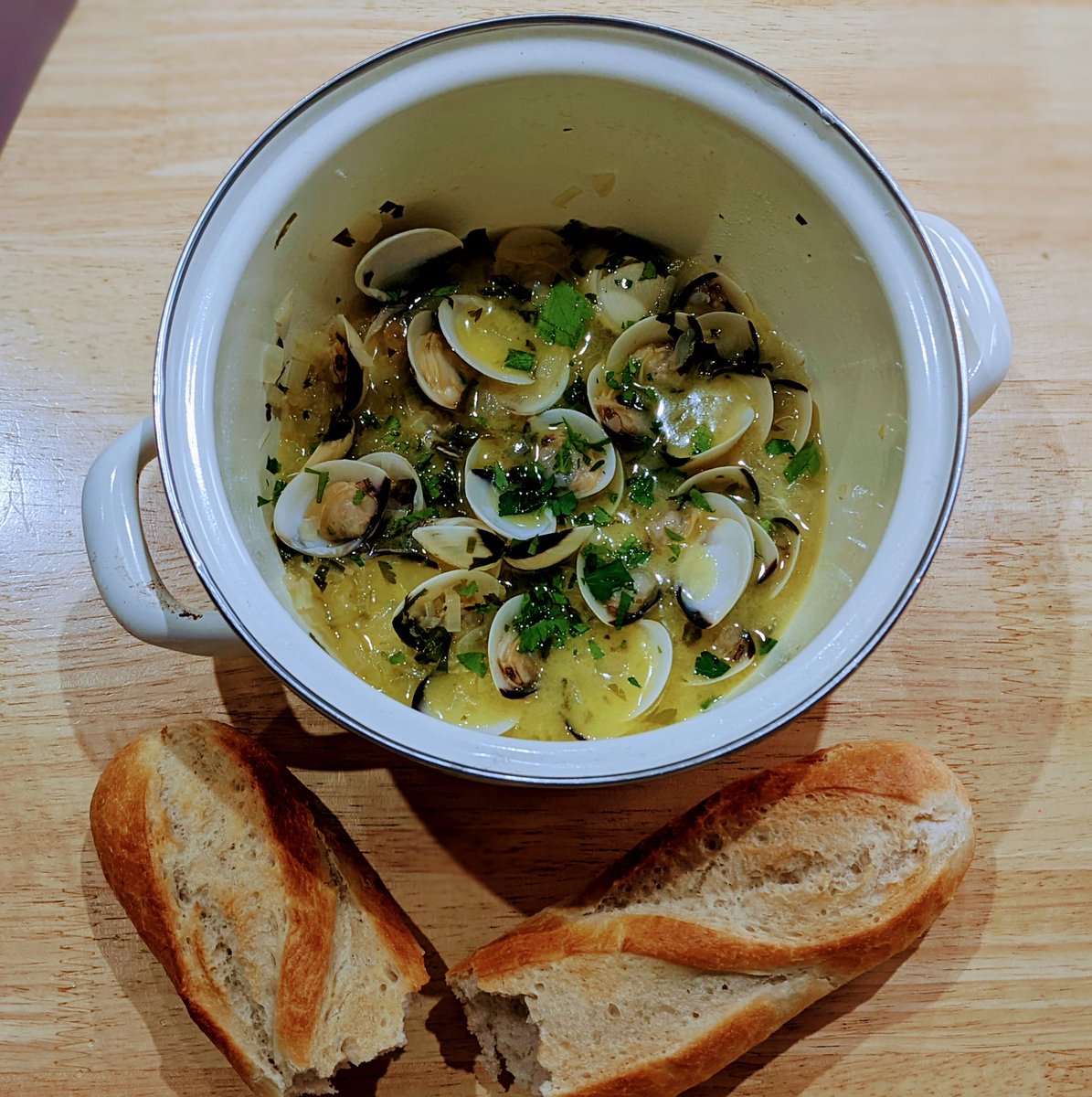 TipsySapper's tweet photo. The #seafood adventure continues with Cajun Langoustine. 
Scallop &amp; Serrano Ham salad.
White Wine &amp; Garlic Clams.
Inspired by @Rick_Stein's Fish and Shell Fish book.
#Cooking https://t.co/ZzdxWCn56A