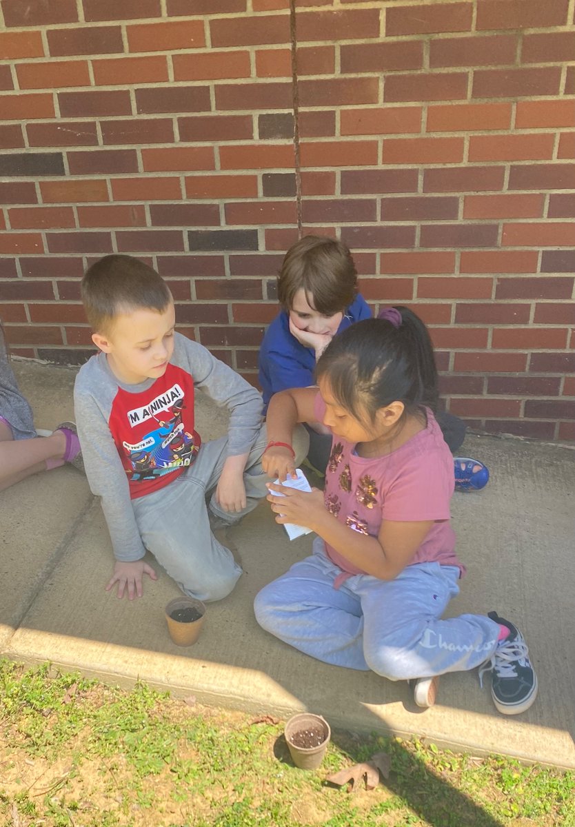 Mrs. Vanessa Flowers tweet media