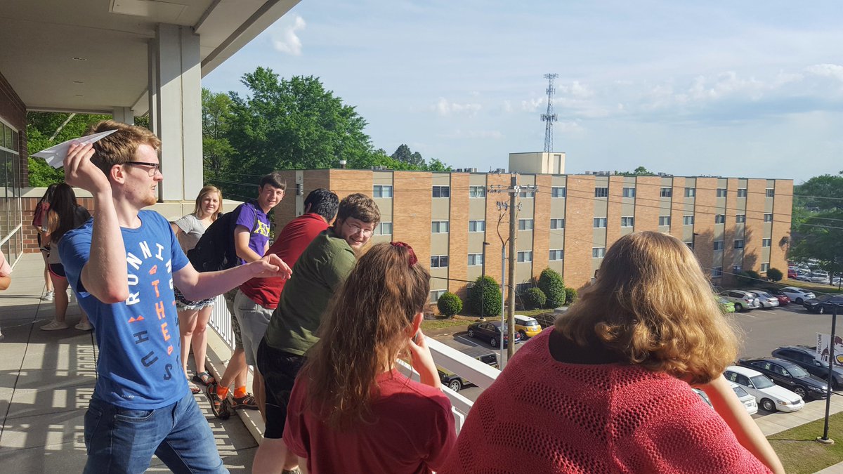 Mark your calendars for our Planes &amp; Popsicles event!

Monday, May 9th
3-4:30pm
ARC 3rd floor balcony
Paper airplane contest and free ice pops!
