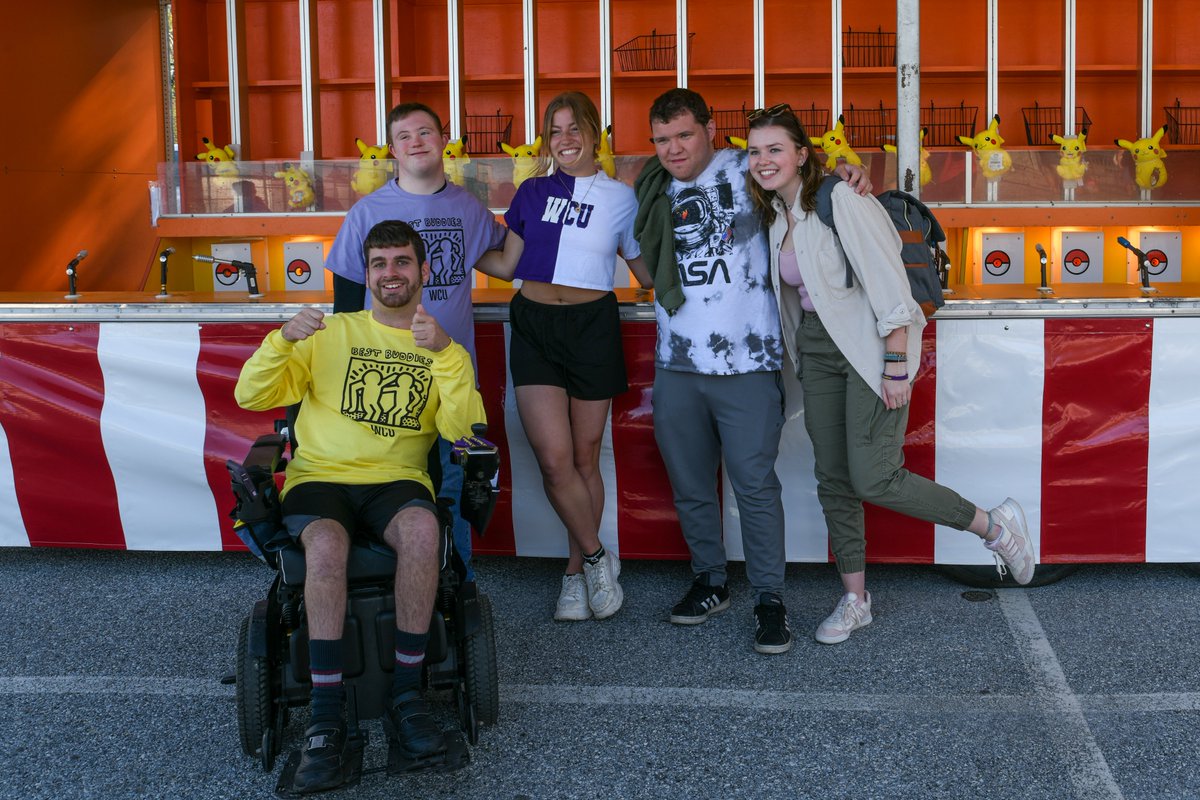 WCUofPA's tweet photo. Carnival game skills!
#RamsUP #GoldenRams #FunBeforeFinals #Ramboree https://t.co/ykrA4rmldl