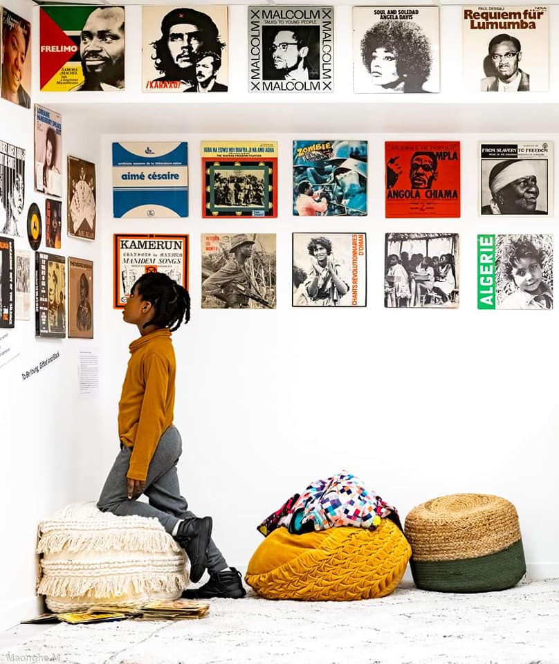 L'expo 'Ce que les pochettes nous disent' de nouveau visible depuis le 15 mars à <a href="/Verdragon_/">Verdragon, Maison de l'Ecologie Populaire</a> , #FeuContinu 🔥 jusqu'au 15 juillet, tous les vendredis. 
Les luttes d'hier pour organiser les victoires de demain. 
Pour les groupes, réserver : verdragonmep@gmail.com