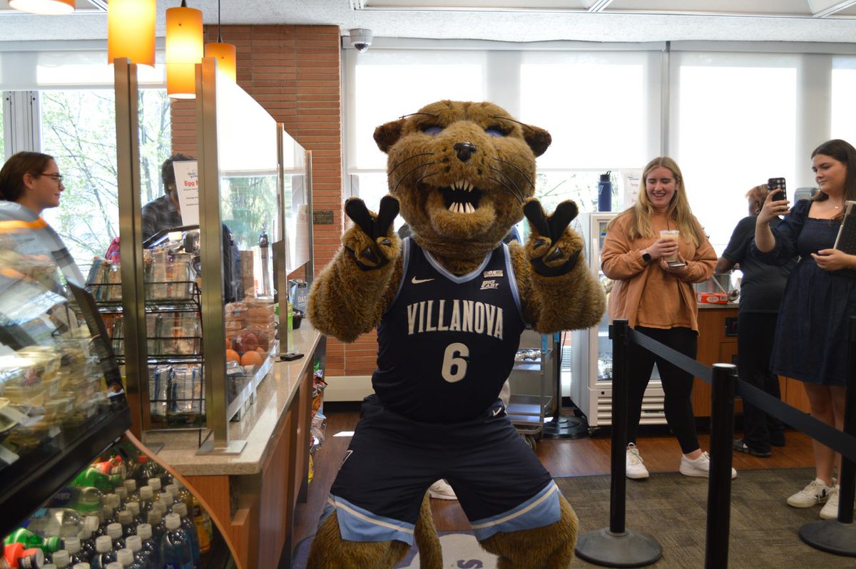 Always a great day when @WillDCatVU stops by Falvey Library!