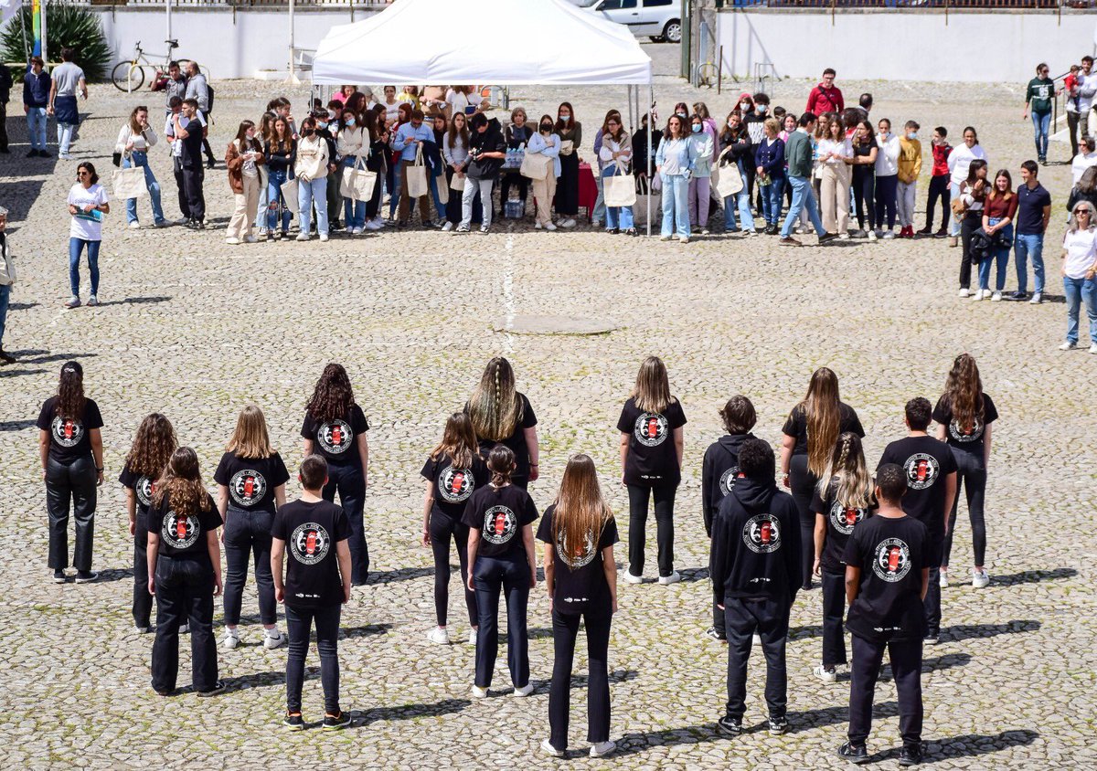 ICT60634910's tweet photo. O primeiro festival de ciência foi um sucesso! Voltamos a encontrar-nos para o ano! @univdeevora #icterra #Science @MED_UEvora https://t.co/5kM9aEt3nj