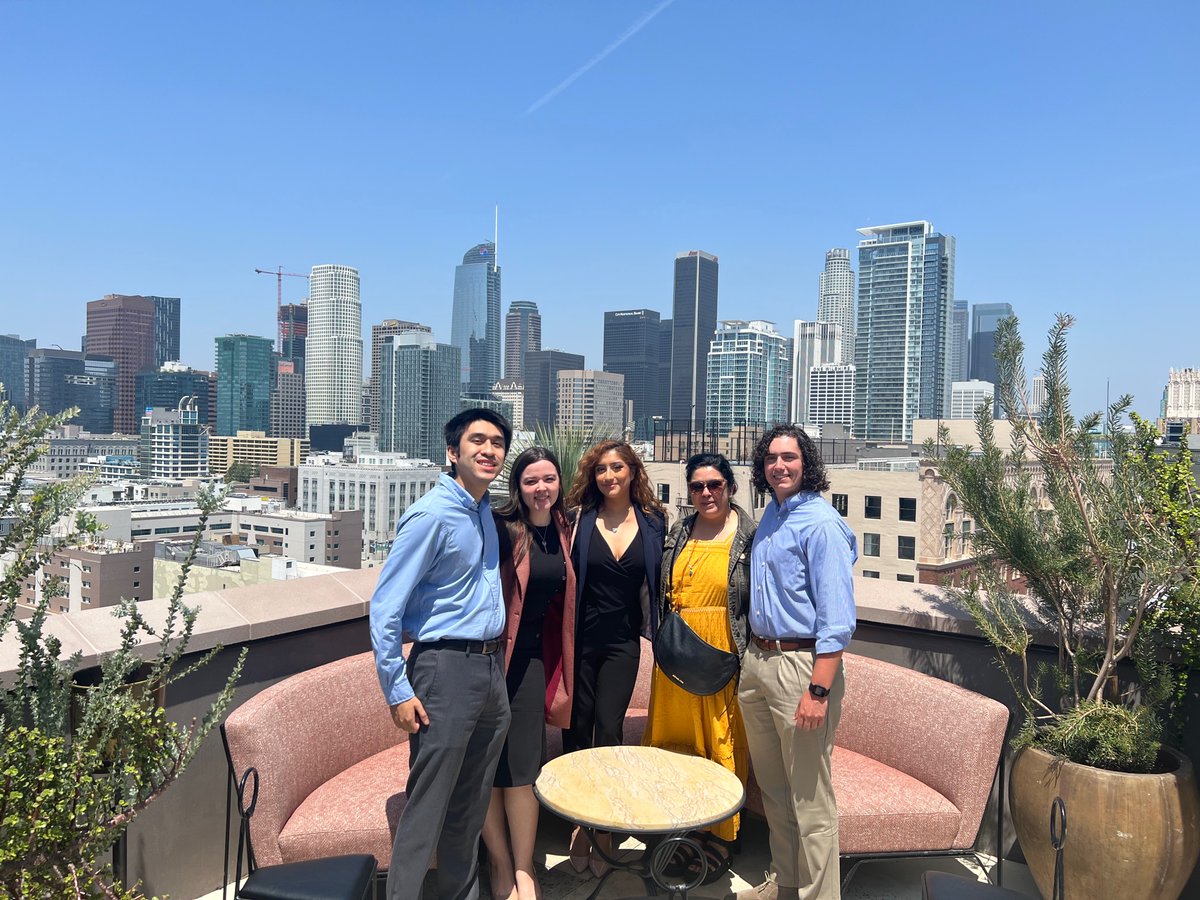 Last lunch w my peeps <a href="/CronkiteNewsLA/">Cronkite News: Los Angeles</a> 🥹