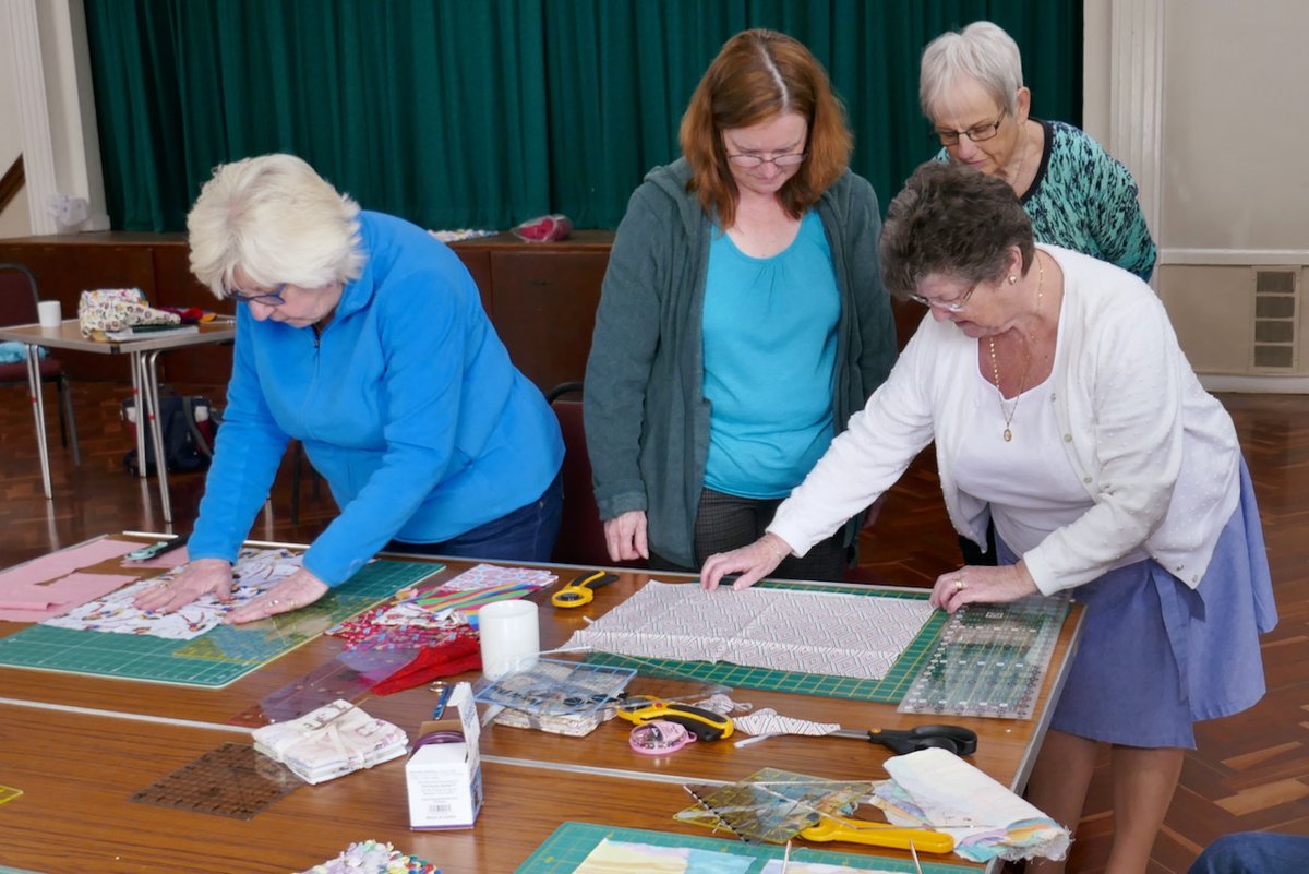 BaslowWI's tweet photo. Rotary cutting workshop for Darlings @BaslowWI members who are keen on patchwork @DerbyWIs @WomensInstitute @lollie_l @LizMangle #Baslow  🪡🧵 https://t.co/g59Z9Fdnbh