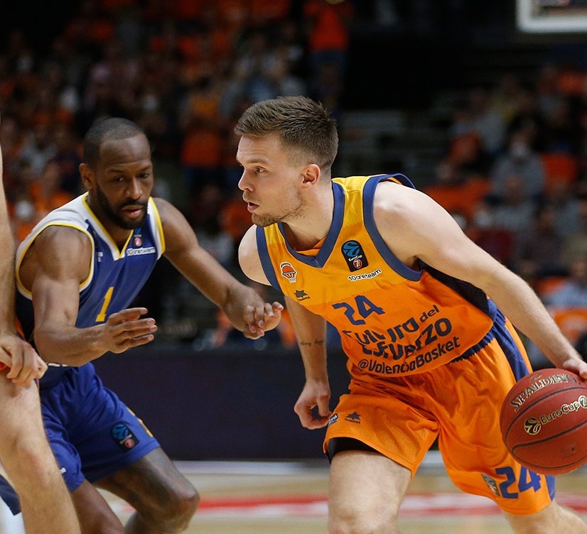 Tangram Sports (@tangramsports) on Twitter photo Martin Hermannsson <a href="/hermannsson15/">Martin Hermannsson</a> stepped up big time against <a href="/Metropolitans92/">Boulogne-Levallois Metropolitans 92</a> marking a double-double (14 points + 11 assists on 5/7 FG) while Sam Van Rossom <a href="/SamyV09/">Sam Van Rossom</a> added 5 points + 2 assists to lead Valencia <a href="/valenciabasket/">Valencia Basket Club</a> to the <a href="/EuroCup/">BKT EuroCup</a> Semifinal🇪🇺
#FollowYourDreamsWithUs Martin Hermannsson <a href="/hermannsson15/">Martin Hermannsson</a> stepped up big time against <a href="/Metropolitans92/">Boulogne-Levallois Metropolitans 92</a> marking a double-double (14 points + 11 assists on 5/7 FG) while Sam Van Rossom <a href="/SamyV09/">Sam Van Rossom</a> added 5 points + 2 assists to lead Valencia <a href="/valenciabasket/">Valencia Basket Club</a> to the <a href="/EuroCup/">BKT EuroCup</a> Semifinal🇪🇺
#FollowYourDreamsWithUs