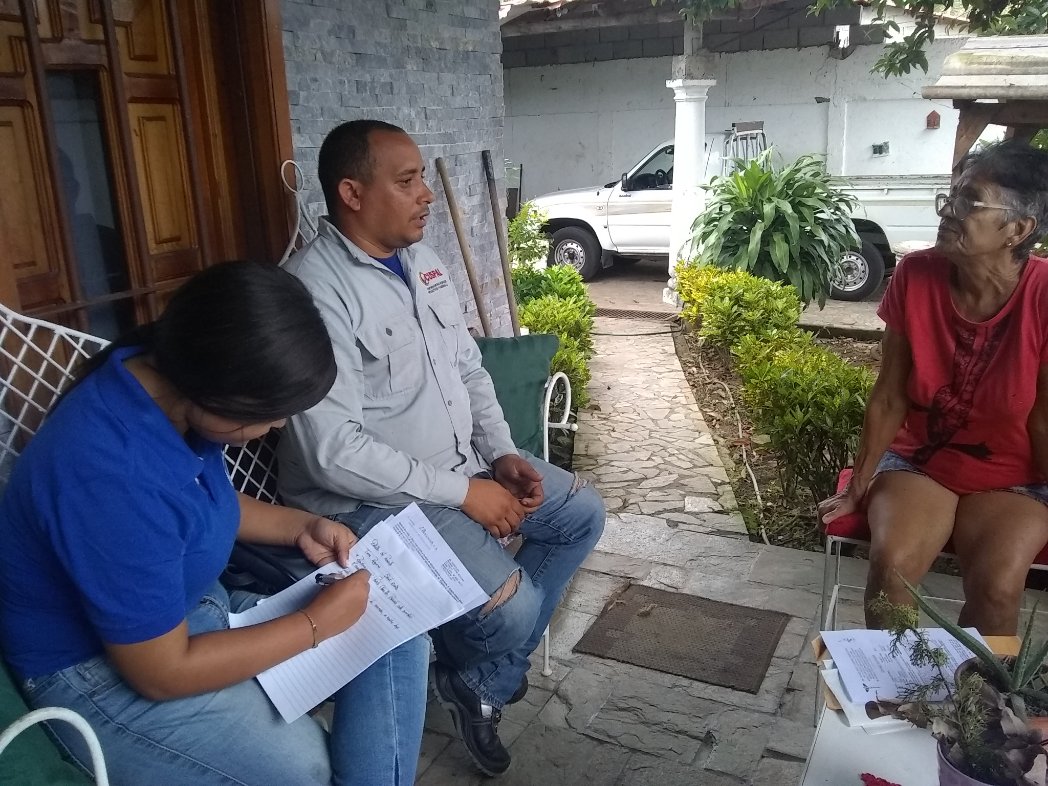 HFMSIVSS's tweet photo. Días pasados, el equipo de servicio social de nuestro @HFMSIVSS realizó visita domiciliaria, para orientación y apoyo abocado a pacientes oncológicos.

Gracias a nuestros @NicolasMaduro @MagaGutierrezV e @ivssoficial ¡Seguimos trabajando juntos por cada latido! https://t.co/WNLsbacCwW