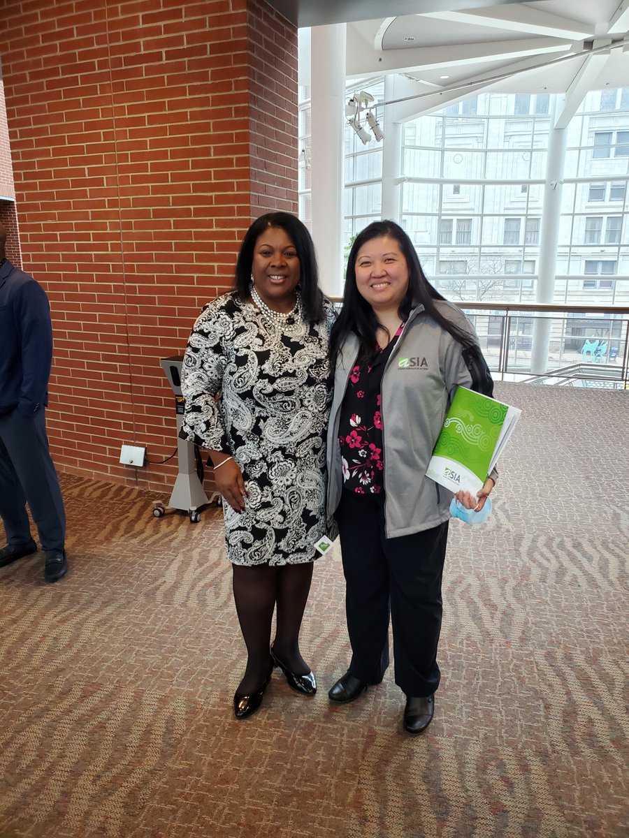 ASIAOHIO's tweet image. Thank you @uwsummitmedina for sharing your work in community improvement and #BoldGoals this afternoon! We were excited to connect with community partners including @AkronPublic’s @ChrisFowlerMack, Akron City Councilman @shammasmalik and legendary 𝗟𝗲𝗼𝗻 𝗕𝗶𝗯𝗯 #ProjectGrad