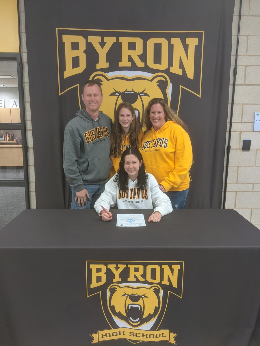 Congratulations Rylie! @GustieAthletics has picked another winner! Enjoy your next 4 years of basketball wearing the black and gold.