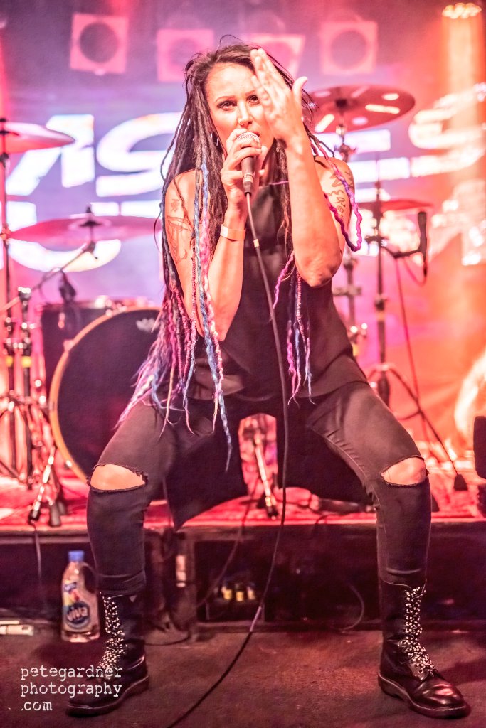 Those live feels #ashesofautumn #rocknroll #powerhousevocals #rockchick