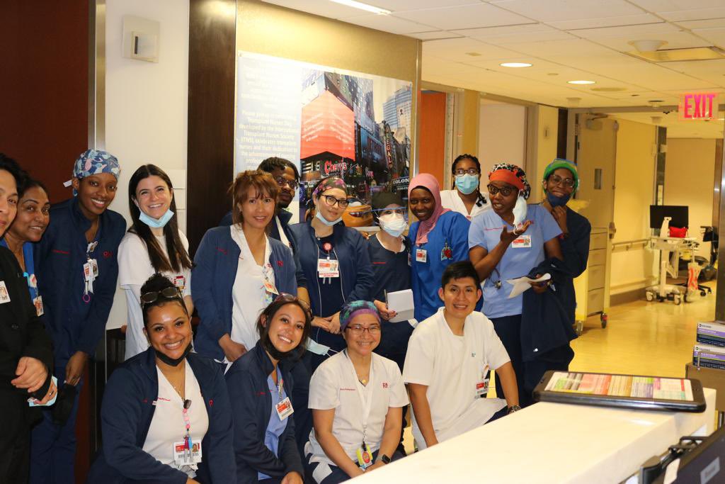 9HudsonNurses's tweet photo. The best transplant nurses in the game :) @DEVoted0ne @Matthew05572844 https://t.co/4sFY84ByJO
