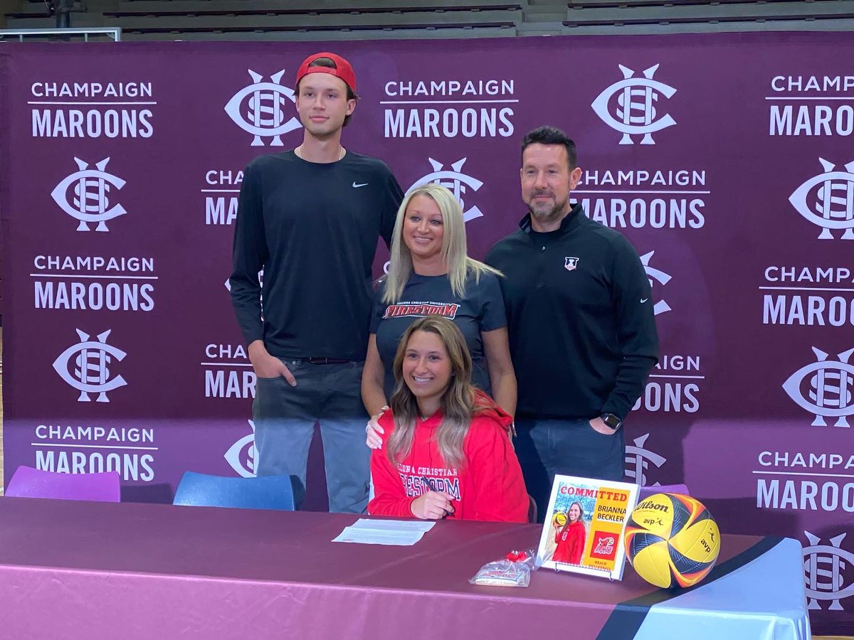 VolleyMaroons's tweet photo. Congratulations @BriBeckler https://t.co/xXLc3irL6d