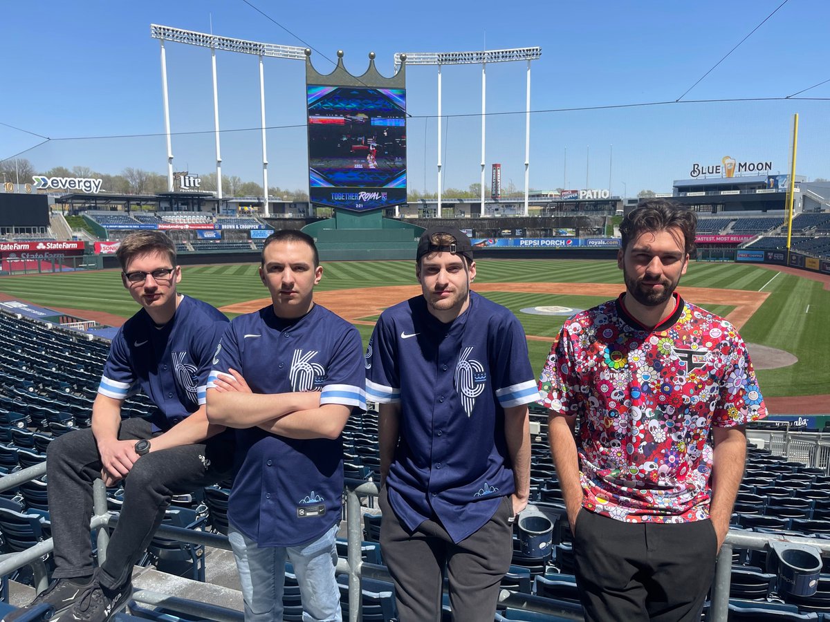 FaZe Clan tweet media