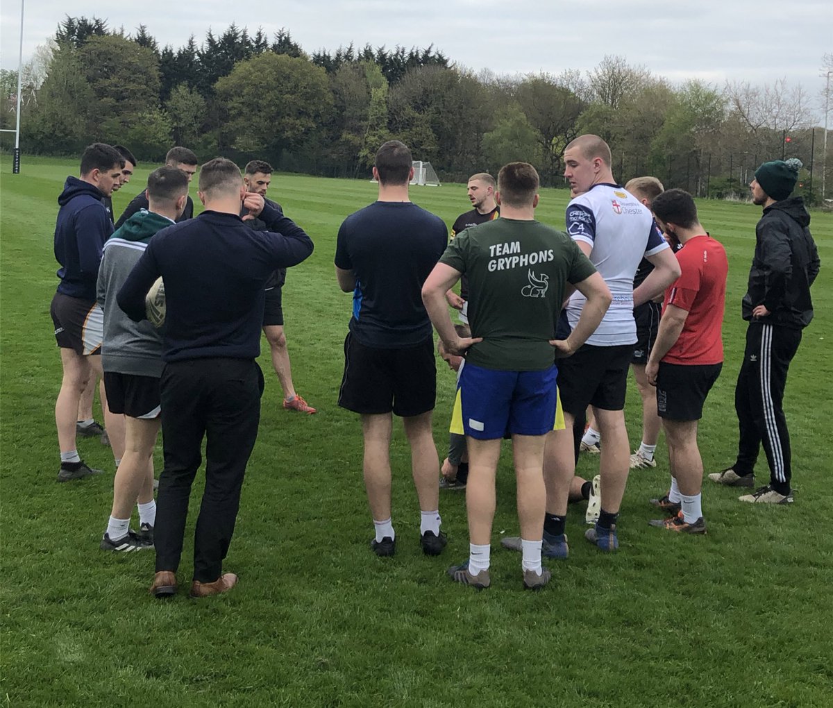 UniLeedsRL's tweet photo. Strong final session from the boys ahead of Friday’s Varsity game #LURL https://t.co/Hg80UdhOr9