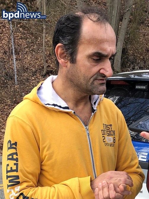 bostonpolice's tweet photo. #BPDMissingPersonAlert: 43-year-old Firas Yousif Eesee of West Roxbury https://t.co/aY1aArEYR6 https://t.co/dgCdsrAuL6