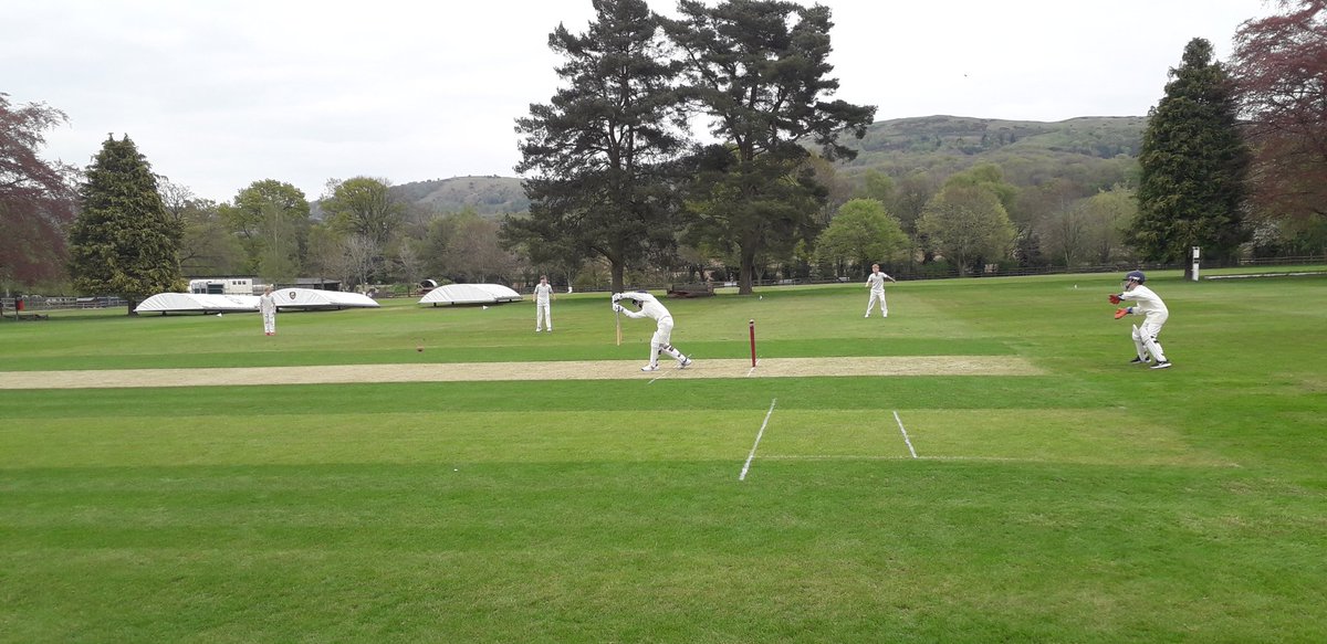 KingsStAlbans's tweet photo. A brilliant start to the cricket term for the U10/11 boys at @TheElmsSchool. The standard of cricket was phenomenal and the sportsmanship shown from both teams was a delight to see 🏏🏏 @KSWCricket https://t.co/73kBLwX6xb