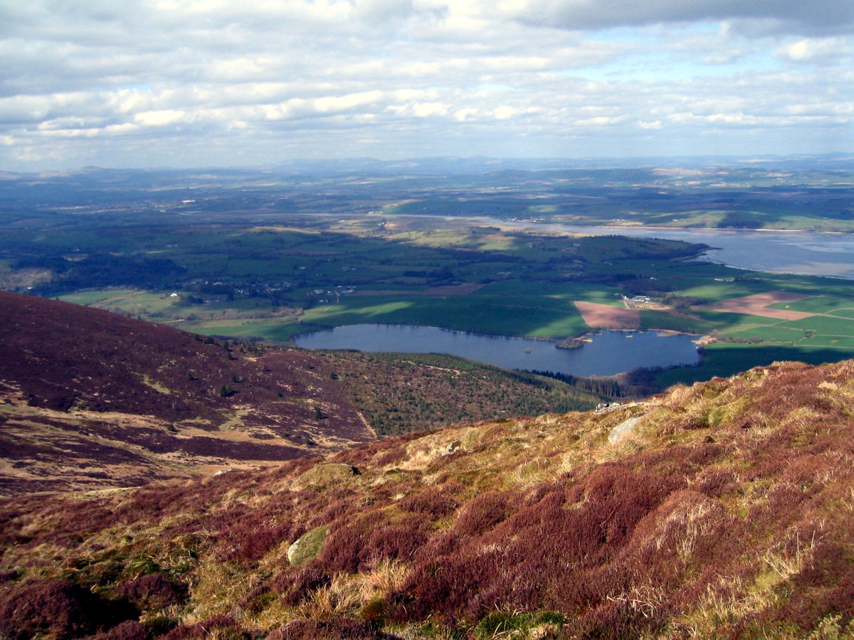 Kirkennan's tweet photo. Q3 #ScotlandHour So many local places to visit from great beaches, wonderful walks, historic sites, gin distilleries.... #EmbraceScotland #LoveDandG https://t.co/OjtPDSjjDV