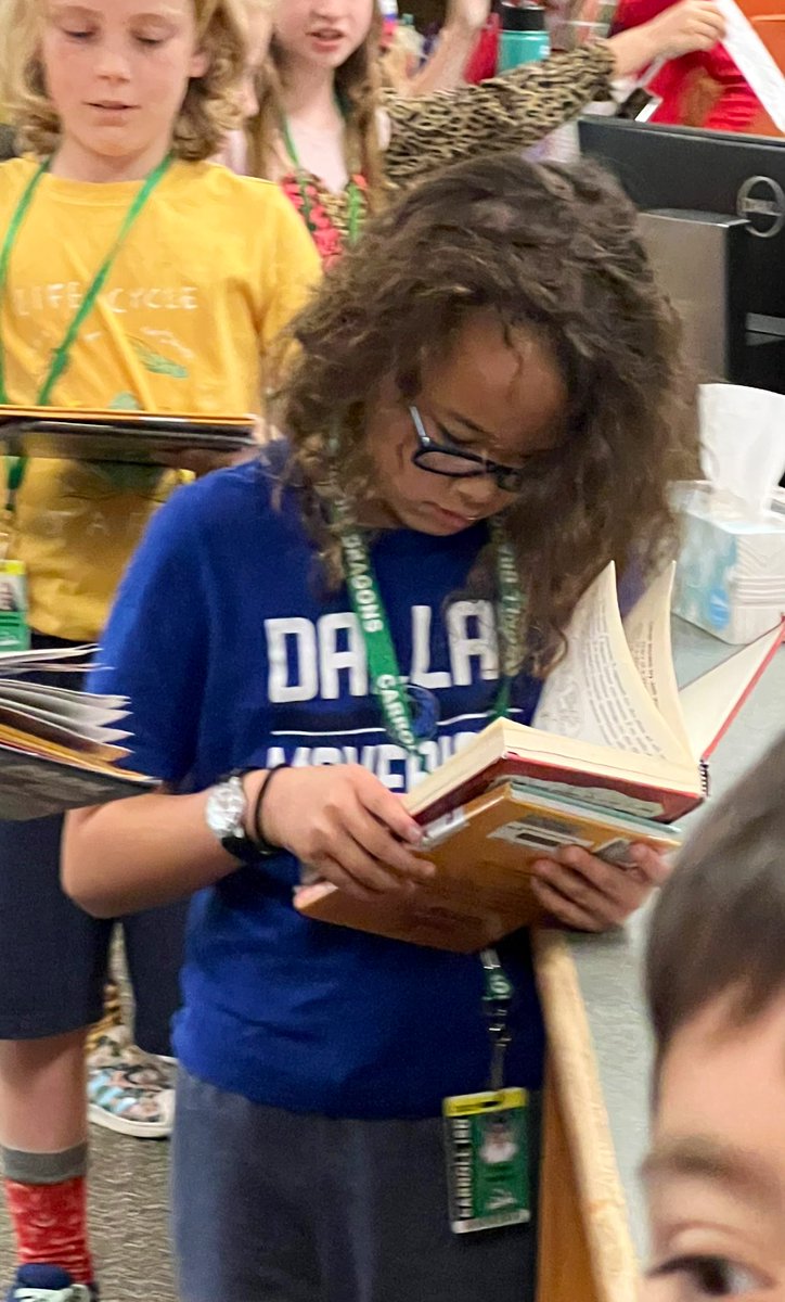 #thatfeelingwhen you’re so excited about your new book, you start reading it in line before you even leave the library 🥰 Thanks, @readingwjen, for making library so fun!