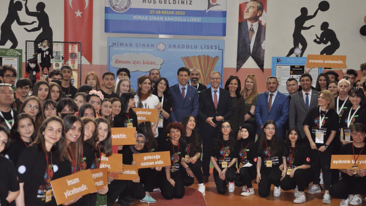 csarili's tweet photo. Çorlu Mimar Sinan Anadolu Lisesi’nde TÜBİTAK 4006 Bilim Fuarının Açılışını Yaptık.Emeği Geçen Bütün Öğrenci Ve Öğretmenlerimizi Kutluyorum.. https://t.co/4HQXxALcJc