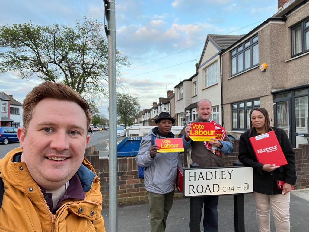Cllr Martin Whelton (@martinwhelton) on Twitter photo Always fantastic going out on the #LabourDoorstep in Pollards Hill with my colleagues <a href="/JoanHen15319178/">Joan Henry</a> & <a href="/aidanmundy/">Aidan Mundy</a> - proud to represent the ward for the past twenty years and hopefully I will once again have the opportunity to serve this wonderful community for another four. Always fantastic going out on the #LabourDoorstep in Pollards Hill with my colleagues <a href="/JoanHen15319178/">Joan Henry</a> & <a href="/aidanmundy/">Aidan Mundy</a> - proud to represent the ward for the past twenty years and hopefully I will once again have the opportunity to serve this wonderful community for another four.