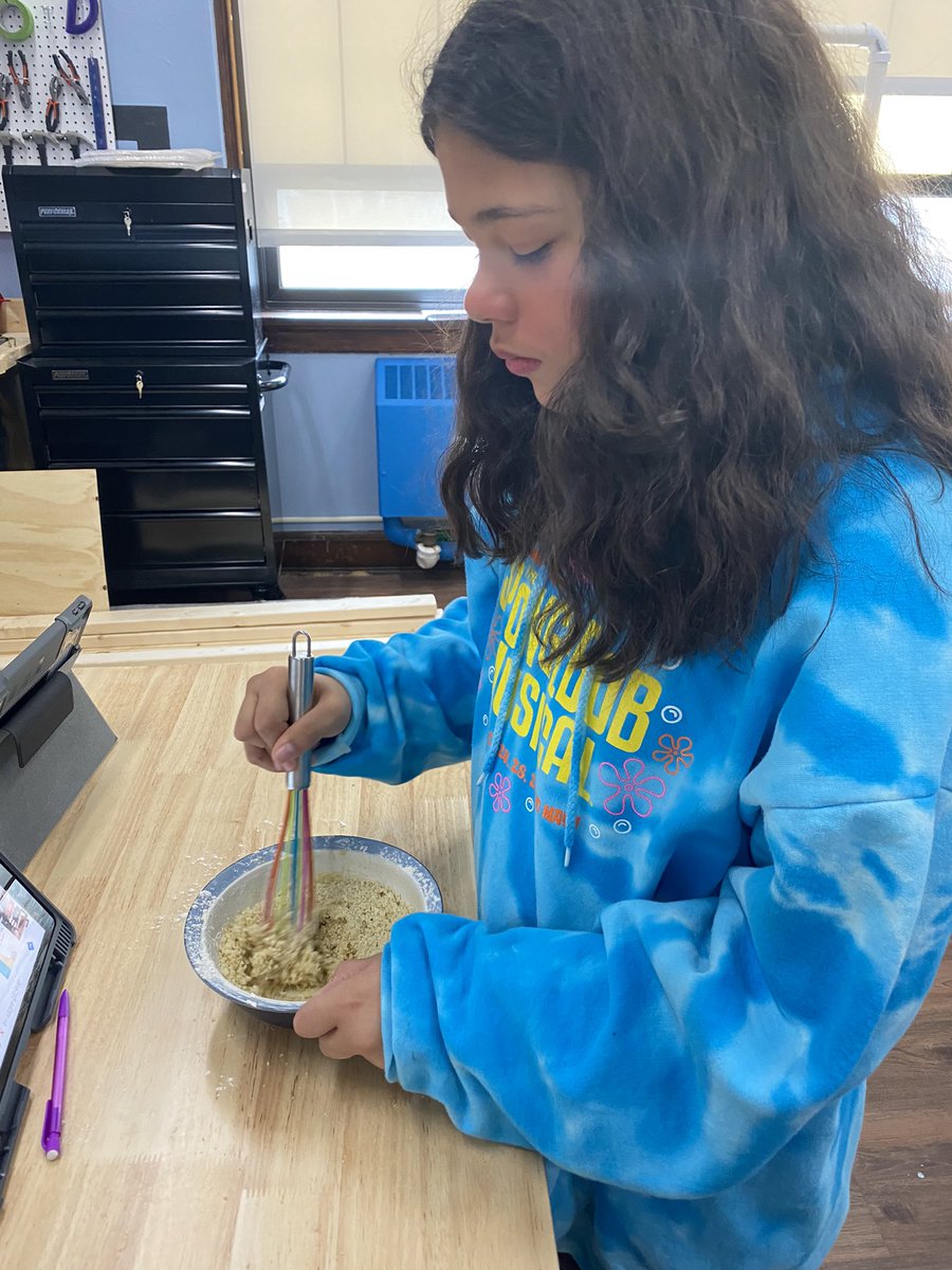 Ss working on their Math-Ster Chef meal prep. Tomorrow, they’ll finish cooking and serve their meals to their invited guests. #PBL #fractions #measurementconversions #teamenterprise #WAWMproud <a href="/WAWMFranklin/">Franklin Elementary</a>