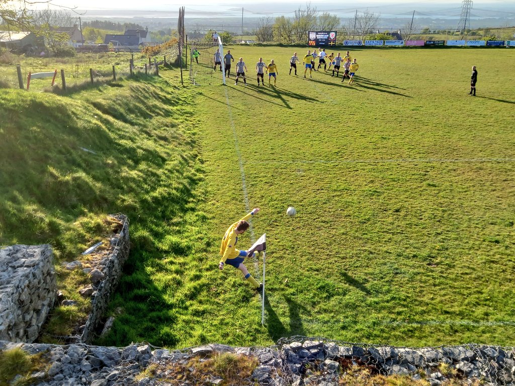 christopher tweet media