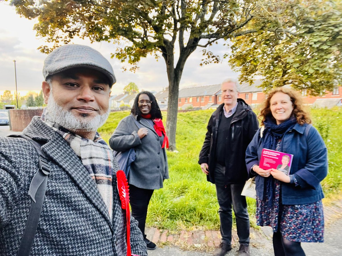 MohammedIslam_1's tweet image. Selhurst Labour team were out on the #labourdoorstep this evening. A big thanks to @ClairWilcox1 and Dave Malley for joining us. Selhurst residents are happy to vote @ValShawcross as the first elected executive Mayor of Croydon. #ANewDirectionForCroydon #VoteLabour #VoteVal