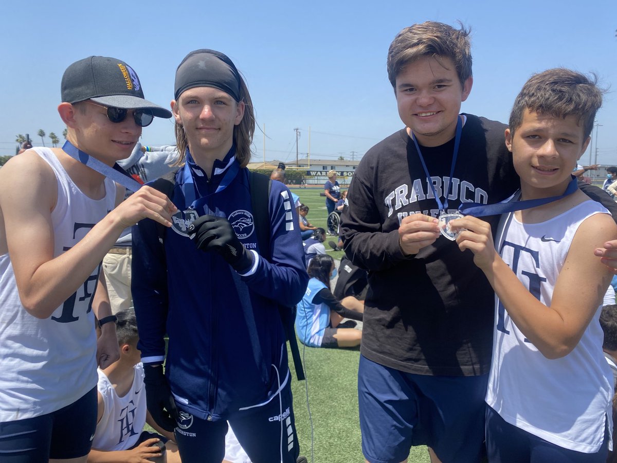 THHSUnified's tweet image. ⁦@THHSMustangs⁩ Unified Track team competed in the ⁦@WarrenBears⁩ Unified Track Invitational today!! Our Mustangs took home so many medals including 1st in the boys 4x100~and our team placed 3rd overall! Congrats to all! ⁦@SVUSDSchools⁩ ⁦@SOSoCal⁩